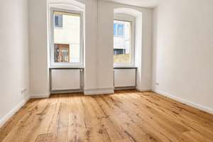 2 Zimmer mit offener Wohnküche und eigener Terrasse – Die vollständige Adresse der Immobilie erhältst du vom Anbieter., 12099 Tempelhof, Berlin – Vorschaubild 4