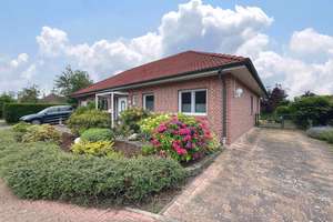 Exklusiver Winkelwalmdach-Bungalow in schöner Sackgassenlage – Die vollständige Adresse der Immobilie erhältst du vom Anbieter., 26907 Walchum – Vorschaubild 3