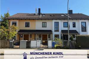 **sofort bezugsfrei**            gepflegtes Reihenmittelhaus
für die ganze Familie – Lochhamer Straße 97a, 81477 Obersendling, München – Vorschaubild 2