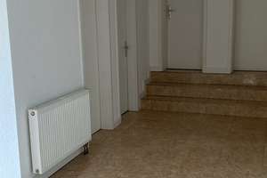 Exklusive 4-Zimmer-Wohnung mit 30 m² Terasse und EBK in Hamburg – Die vollständige Adresse der Immobilie erhältst du vom Anbieter., 21073 Sinstorf, Hamburg – Vorschaubild 7