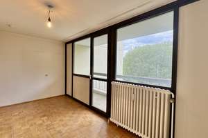 3-Zimmer-Wohnung mit 2 Balkonen im 4. OG, Stellplatz in Garage Köln-Weiden / Renovierungsbedürftig – Lübecker Str. 2, 50858 Weiden, Köln – Vorschaubild 8