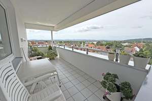 Deisterblick vom Balkon - gepflegte 3-Zimmer-Wohnung mit Stellplatz 