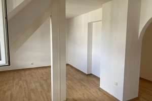 Uni-Nähe! Modernes Wohnung: schöne, helle 3-Zimmer-Wohnung in Düsseldorf Wersten – Leichlinger Strasse 12, 40529 Wersten, Düsseldorf – Vorschaubild 2