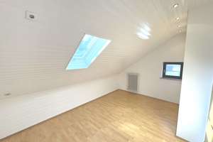 Sonniges und ruhiges Atelier-Reihenmittelhaus vor den Toren Münchens, in Neufahrn (S-Bahn-Anschluss) – Max-Anderl-Str. 103, 85375 Neufahrn bei Freising – Vorschaubild 42