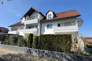 Sonnige und großzügige 3,5 Zi.-Wohnung in ruhiger Ortsrandlage von Reutti