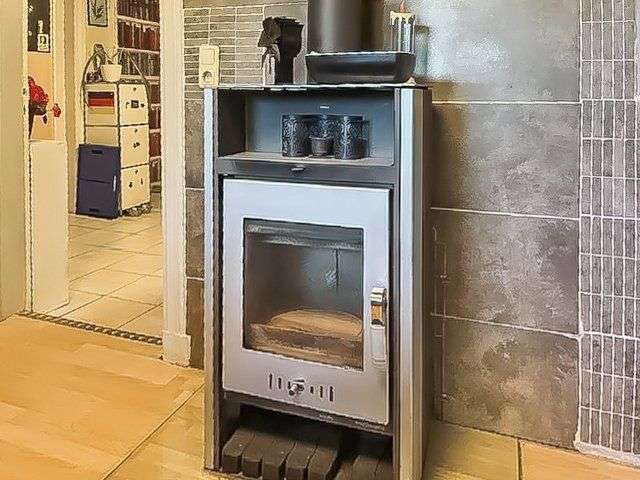 Immobilie in Stockelsdorf - Charmantes Zweifamilienhaus mit Potential in Stockelsdorf/Curau - Bild 2