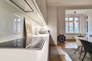 Altbau-Ikone mit Lift, Balkon, Stuck & High-End-Design - Friedrichshain Bestlage – Die vollständige Adresse der Immobilie erhältst du vom Anbieter., 10243 Friedrichshain, Berlin – Vorschaubild 11
