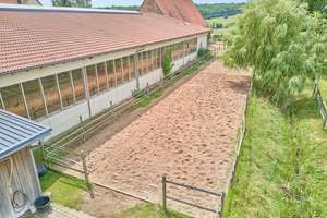 Reitanlage kaufen Bayern – mit gehobenem Wohnkomfort & umfassenden Trainingsbedingungen! – Die vollständige Adresse der Immobilie erhältst du vom Anbieter., 91477 Markt Bibart – Vorschaubild 7