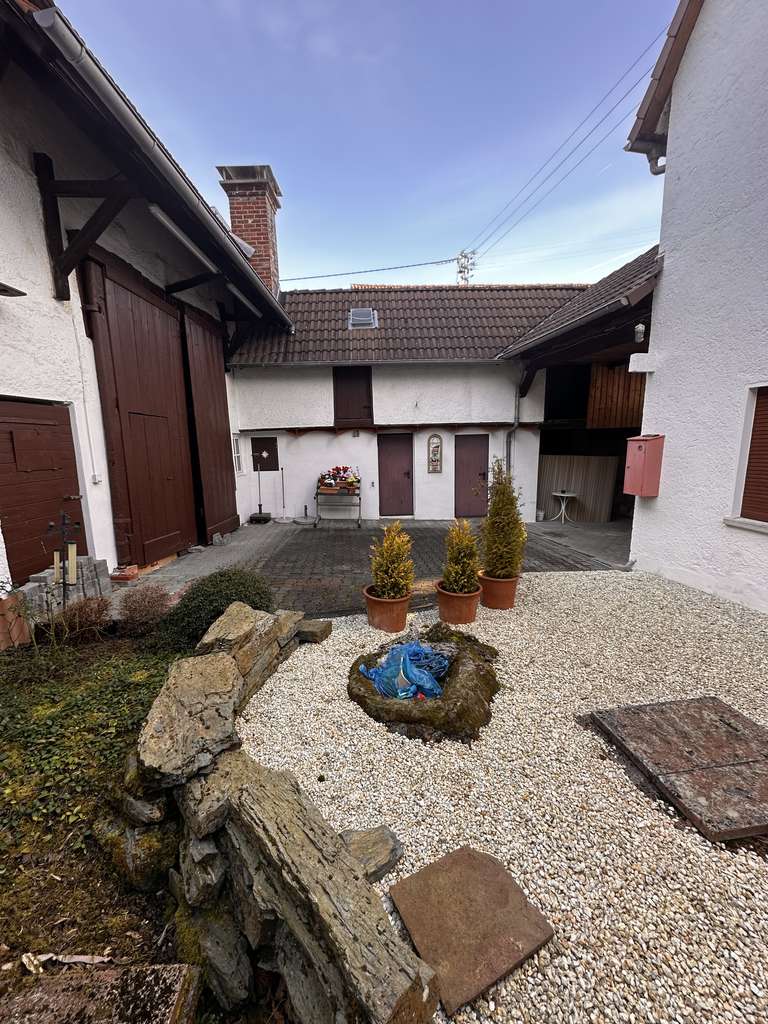 Immobilie in Waldems - Fachwerkhaus in Waldems  und große Scheune - Bild 2