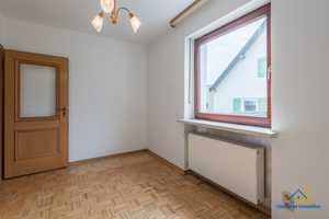 Hausähnliches Wohngefühl - 4 Zimmer mit Garten und Doppelgarage in ruhiger Lage – Kelheim (Kreis) – Vorschaubild 13