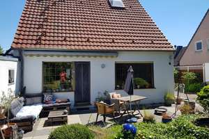 EFH freistehend + großer Garten im Kölner Süden - Sackgassenlage ohne Provision