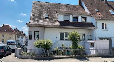 Doppelhaushälfte mit zwei Wohneinheiten