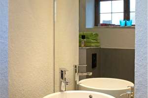 Großzügiges Haus mit Wintergarten, sep. Gebäudeteil mit  eigenem Eingang, PKW Stellplätze – Die vollständige Adresse der Immobilie erhältst du vom Anbieter., 65385 Rüdesheim am Rhein – Vorschaubild 24