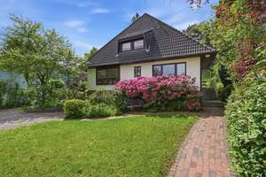 Viel Platz, viel Leben. Eine seltene Gelegenheit in Poppenbüttel – Die vollständige Adresse der Immobilie erhältst du vom Anbieter., 22399 Poppenbüttel, Hamburg – Vorschaubild 2