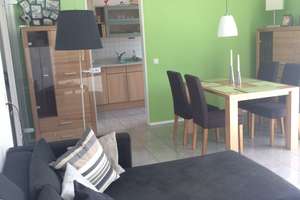 lichtdurchflutete 2-Zimmer DG-Wohnung im Kölner Westen mit 2 Balkonen (Stadtteil Lövenich) – Saarstraße 74b, 50859 Lövenich, Köln – Vorschaubild 3