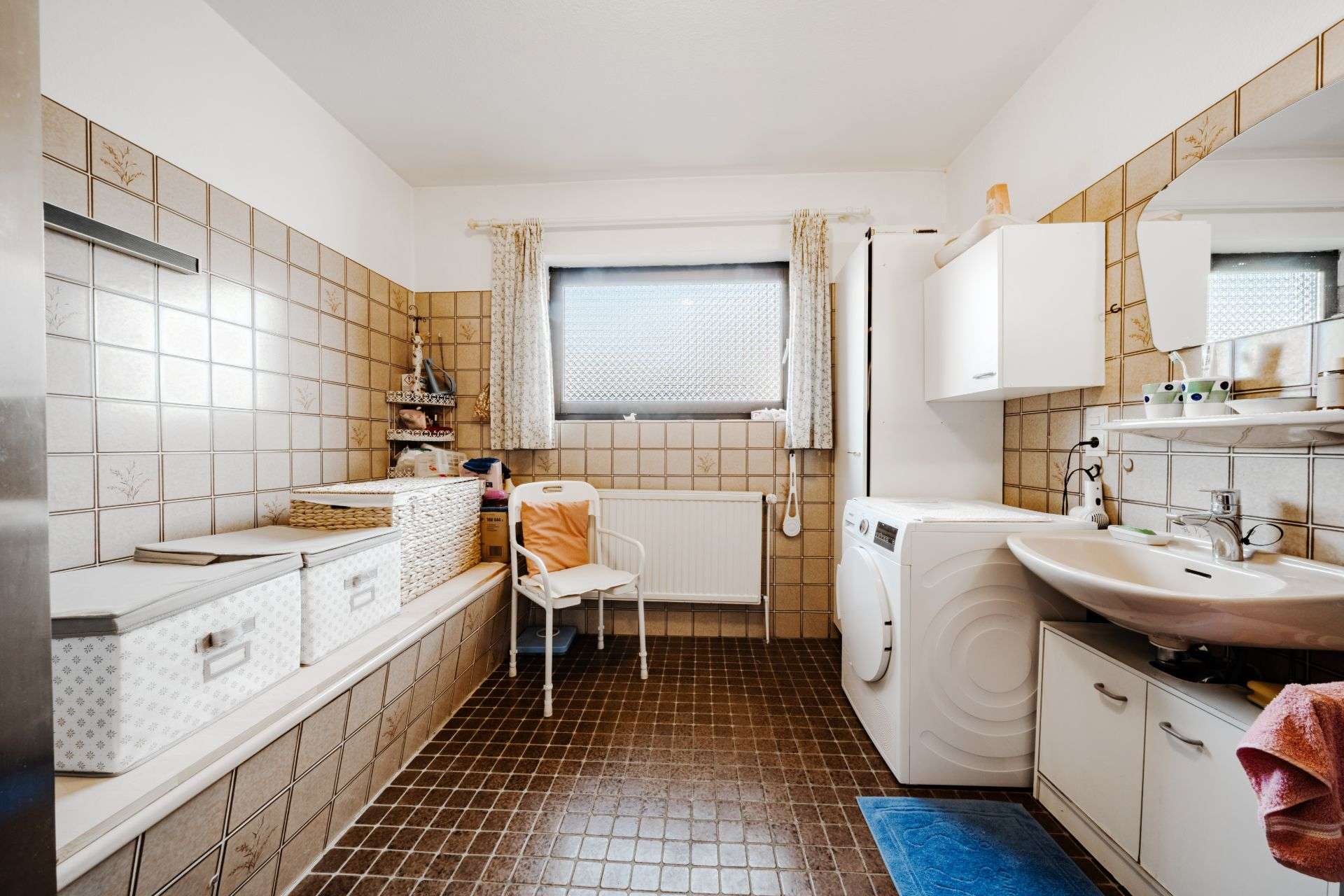 Immobilie in Leer - Ruhiges, kleines Doppelhaus mit Garten & Terrasse in Top-Lage - Bild 4