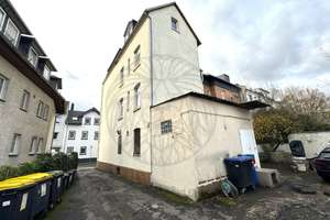 Frankfurt Hausen! WEG-Geteiltes Mehrfamilienhaus mit ca. 406 m² Fläche und 397 m² Grundstück. – 60488 Hausen, Frankfurt am Main – Vorschaubild 2