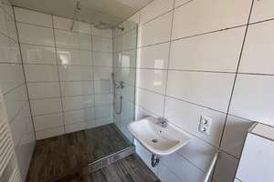 Zentrale Hofanlage mit 2 separaten Häuser, mögl. extra Baufläche & großem Garten – Die vollständige Adresse der Immobilie erhältst du vom Anbieter., 52355 Gürzenich, Düren – Vorschaubild 43