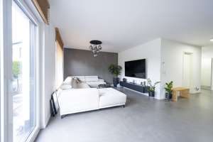WONHNTRAUM OHNE WARTEZEIT+EXKLUSIVES EINFAMILIENHAUS+5 ZIMMER+2 BÄDER+POOL+D-GARAGE+ENERGIE A (+) – Die vollständige Adresse der Immobilie erhältst du vom Anbieter., 14624 Dallgow-Döberitz – Vorschaubild 5