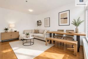 Köln-Bayenthal: Gemütliche 2-Zimmer-Wohnung mit Tiefgaragenstellplatz und Balkon – Die vollständige Adresse der Immobilie erhältst du vom Anbieter., 50968 Bayenthal, Köln – Vorschaubild 3