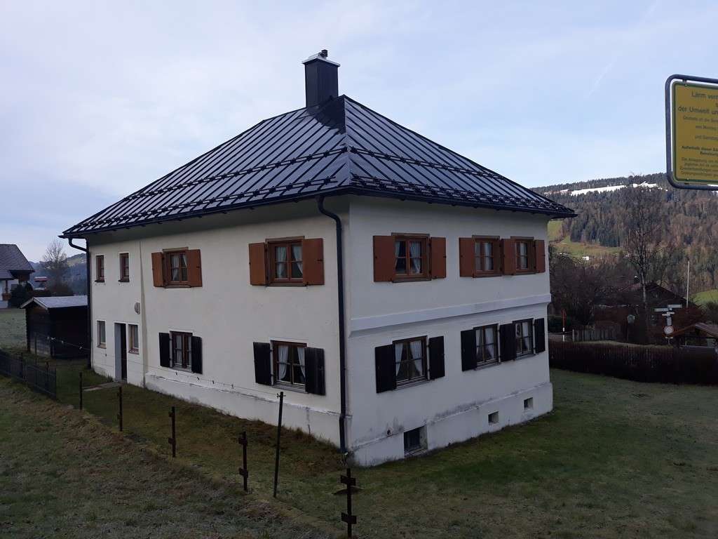 Immobilie in Oberstaufen - Wunderschönes Grundstück mit Wohnhaus zu verkaufen! - Bild 1
