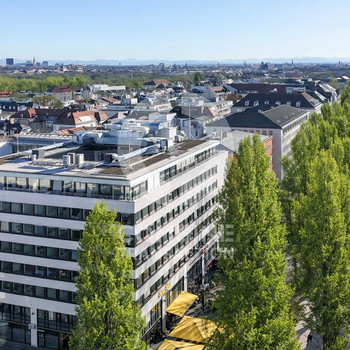Penthouse Büroflächen im Herzen von Schwabing. combine Transaction