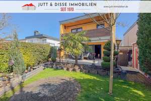 Gepflegtes Einfamilienhaus mit sonnigem Gartengrundstück und Garage in Rastatt-Rheinau – Die vollständige Adresse der Immobilie erhältst du vom Anbieter., 76437 Rastatt – Vorschaubild 1