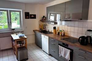 Helle 2-Zimmer-Wohnung mit Balkon in gepflegtem Mehrfamilienhaus – Die vollständige Adresse der Immobilie erhältst du vom Anbieter., 65195 Nordost, Wiesbaden – Vorschaubild 4