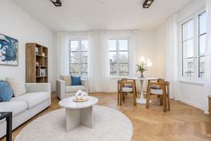Top Deal in Schöneberg: Sofort bezugsfreie 2-Zimmer-Wohnung mit Ausblick – Die vollständige Adresse der Immobilie erhältst du vom Anbieter., 10823 Schöneberg, Berlin – Vorschaubild 2