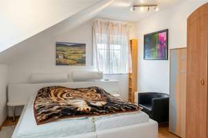 Familienhaus mit 160 m², PV-Anlage, Solar & Homeoffice – ruhige Spielstraße in Kerpen-Sindorf – Die vollständige Adresse der Immobilie erhältst du vom Anbieter., 50170 Kerpen – Vorschaubild 17