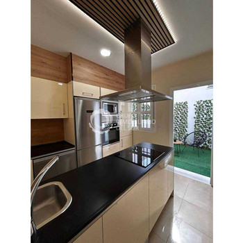 Reihenhaus mit Garage und Patio in Paterna de Rivera, renoviert