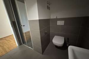 Neue Wohnung, neues Glück! Gut geschnittene 4-Zi.-Wohnung mit EBK, 2 Bädern und Terrasse – Prager Straße 12 a, 4103 Zentrum-Südost, Leipzig – Vorschaubild 12