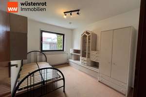 Gepflegtes Zweifamilienhaus mit großzügigem Grundstück, Terrasse, Balkon und Garage in Mutlangen – Spagenstraße 10, 73557 Mutlangen – Vorschaubild 15