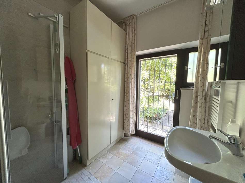 Badezimmer EG