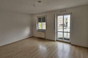 Attraktive 2-Zimmer-Wohnung mit Balkon + Betreutes Wohnen – Hainstraße 35, 9130 Sonnenberg, Chemnitz – Vorschaubild 1