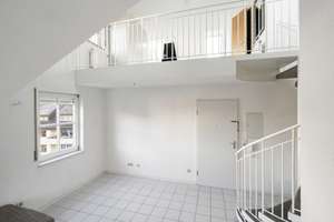 LICHT. RAUM. LEBENSQUALITÄT. Stilvolle Maisonette-Wohnung im Dachgeschoss – ideal für Singles oder P – Ressestraße 5, 70599 Plieningen (Ortsteil), Stuttgart – Vorschaubild 3