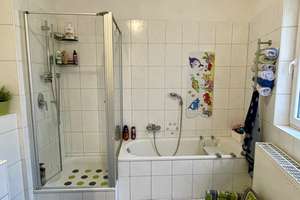 Großzügige Wohnung im Erdgeschoss mit Tageslichtbad & Wohnküche in Rheinnähe zum 1.7.2026 – Hohlstraße xx, 55130 Weisenau, Mainz – Vorschaubild 36