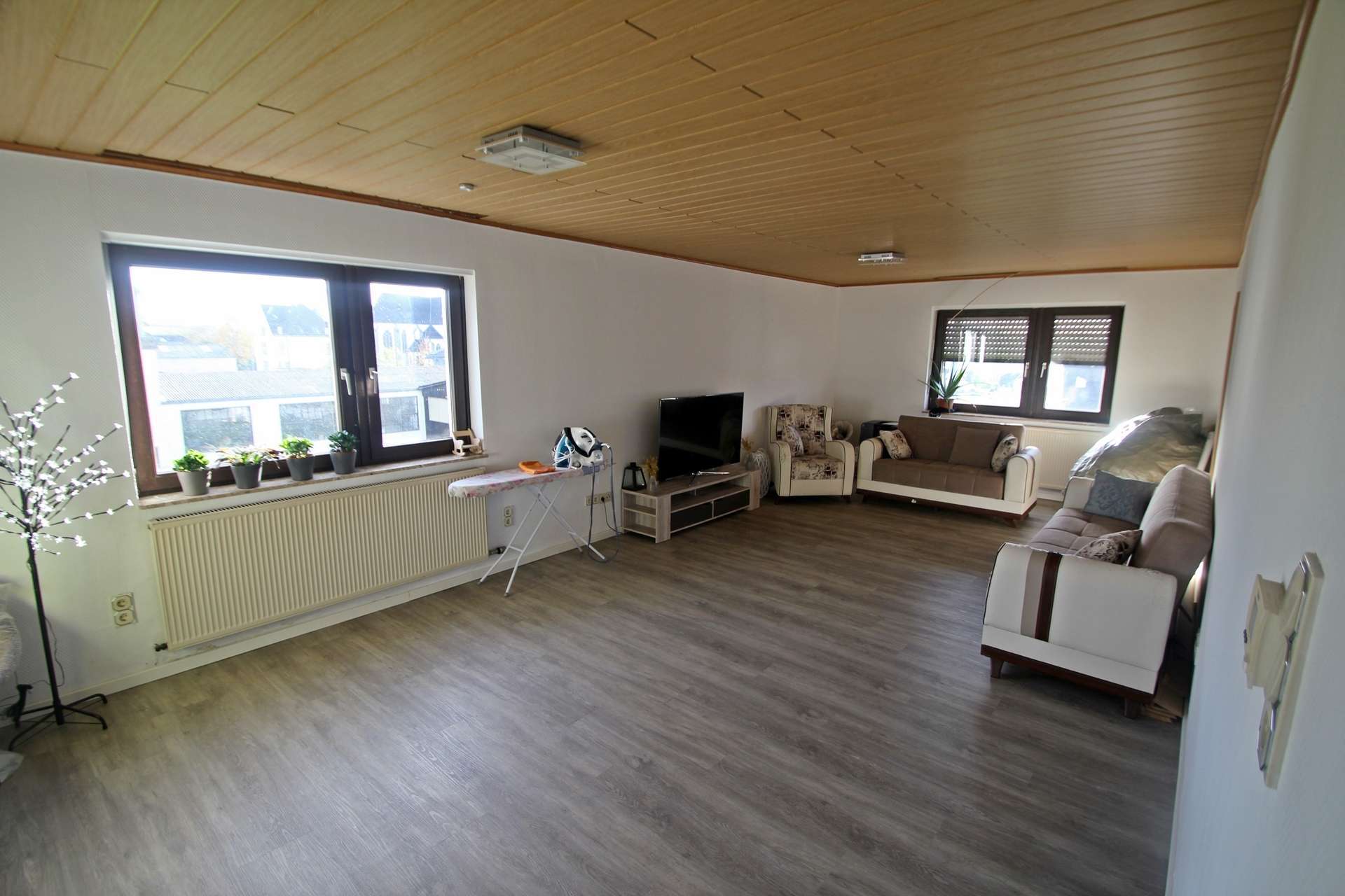 Immobilie in Elbtal - Mehrfamilienhaus & Laden & Lager & Garagen & Weitere Bauplatz mit viel Möglichkeiten - Bild 4