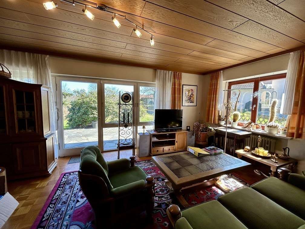 Immobilie in Waldkirchen - Einfamilienhaus mit großzügigem Baugrundstück in zentrumsnaher Lage von 94065 Waldkirchen  - Bild 6