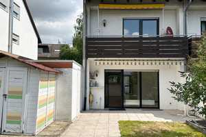 Charmantes Reihenendhaus mit Garage, Stellplatz & großem Garten! – Main-Taunus-Kreis – Vorschaubild 2