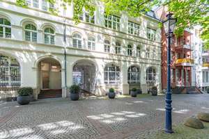Historischer Charme trifft modernen Komfort - barrierearm mit Tiefgaragenstellplatz – Die vollständige Adresse der Immobilie erhältst du vom Anbieter., 50667 Altstadt/Nord, Köln – Vorschaubild 3
