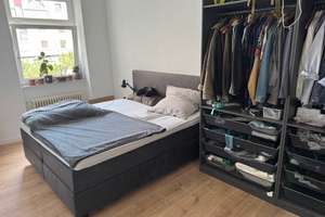 Sehr schön sanierte Wohnung mit Balkon, Dielenböden und Wohnküche in stilvollem Altbau! – Die vollständige Adresse der Immobilie erhältst du vom Anbieter., 68169 Neckarstadt-West, Mannheim – Vorschaubild 2