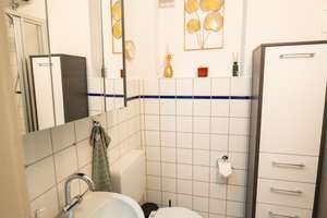 Dachgeschosswohnung mit Einbauküche – Eckampstraße 24, 40472 Rath, Düsseldorf – Vorschaubild 11
