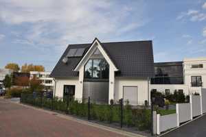 Harmonie von Tradition und Innovation: Neubau eines Einfamilienhauses im Friesengiebel-Stil – Oldenburg (Oldenburg) – Vorschaubild 3