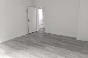 Sehr schöne renovierte 3 Zimmer Erdgeschosswohnung mit Balkon in Gelsenkirchen zu vermieten – Ellinghorst 16, 45897 Gelsenkirchen – Vorschaubild 4