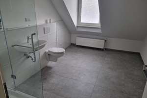 kernsanierte ruhige und hübsche 2 ZKB Altbauwohnung ab sofort zu vermieten – Yorckstraße 13, 65195 Westend / Bleichstraße, Wiesbaden – Vorschaubild 6