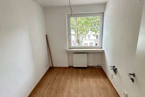 Vollständig renovierte 3-Zimmer-Wohnung mit Garage in Gelsenkirchen – Schloßstraße 35, 45899 Horst, Gelsenkirchen – Vorschaubild 5