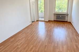 2-Zimmer-Wohnung mit Balkon in München-Milbertshofen – Nietzschestraße 9, 80807 Milbertshofen, München – Vorschaubild 1