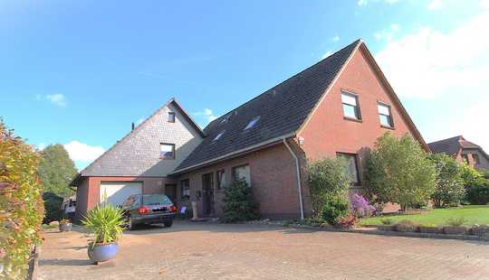 Bild von Ein großes Einfamilienhaus mit Einliegerwohnung in ruhiger Sackgassenlage mitten in Jaderberg!