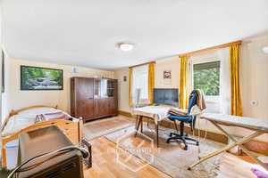 Einfamilienhaus mit Garten und Ausbaupotenzial – Esslingen (Kreis) – Vorschaubild 4